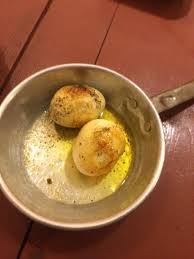 حقيقة وتاريخ البيض المدحرج و فاتورة سحور رمضان و وجبة بيض مدحرج