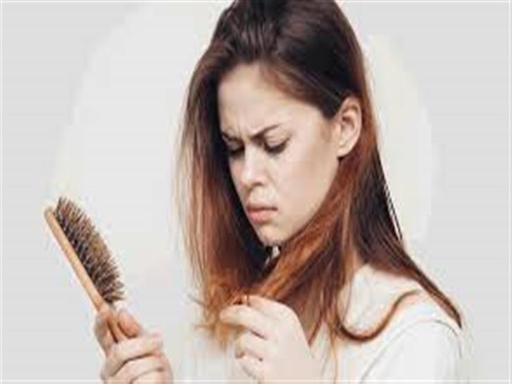 علاج تساقط الشعر بمكونات طبيعية بالمنزل منها البيض تعرفي عليها وجربيها