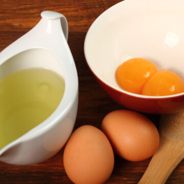 وصفات طبيعية لشعر مفرود وقوي باستخدام البيض || ما هي أهمية البيض للشعر