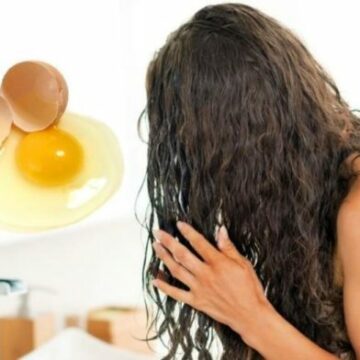 وصفة البيض والعسل لتنعيم الشعر الجاف