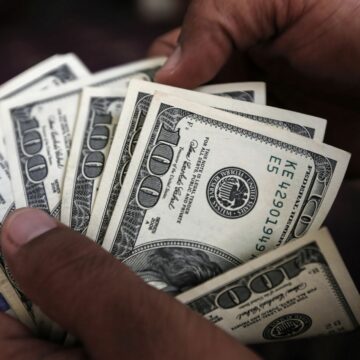 صعود سعر صرف الدولار اليوم في سوريا مقابل الليرة الجمعة 24-1-2020 بالسوق السوداء في المحافظات السورية