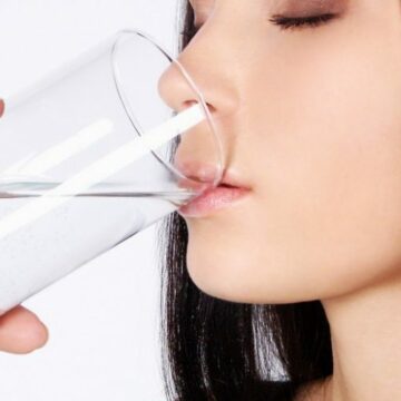 شاهد ما سيحدث لجسمك عند شرب الماء يوميًا وهذه هي الكمية المناسبة فى اليوم