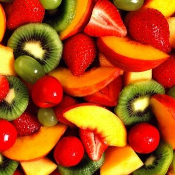 رجيم الفواكه للتخلص من الوزن الزائد بفعالية وسهولة.. تعرف على الفواكه التي تساعد في نسف الدهون الزائدة
