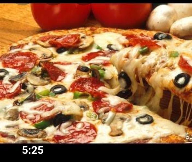 تذوقي البيتزا هت الإيطالية الحجم العائلي في 3 دقائق  بمشكل اللحوم وبالفراخ وبالخضراوات مع مكوناتها السرية