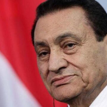 اللحظات الأخيرة في حياة مبارك.. ولماذا تأخر الإعلان عن خبر وفاته