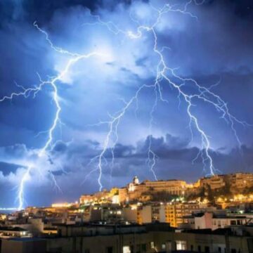 حالة الطقس في السعودية غدا الخميس الموافق 6/2/2020 أمطار رعدية وضباب ورياح مثيرة للغبار