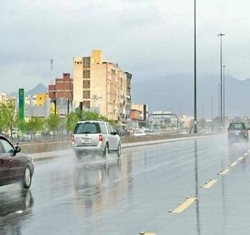 هطول الأمطار الرعدية على أجزاء من شمال المملكة خلال الساعات القادمة وتحذيرات من الدفاع المدني