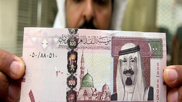 سعر الريال السعودي اليوم مقابل الدولار و الجنيه المصري في البنوك