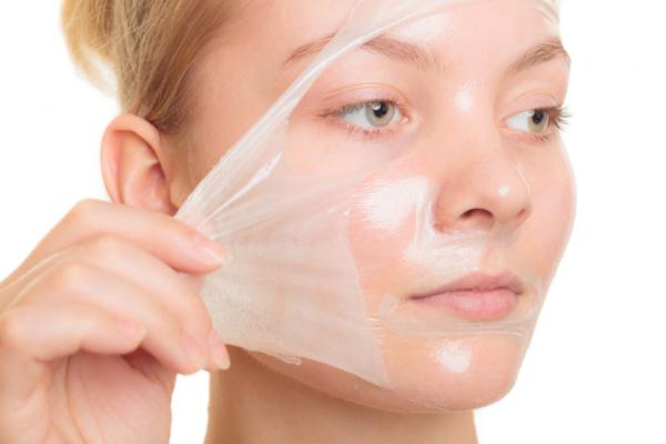 أهم طريقة تقشير للوجه في المنزل يمكن أن تفعليها بمكونات طبيعية لتقشير الوجه وتنظيفه