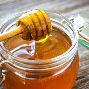 فوائد العسل المذهلة تتلاشى إذا تناوله هؤلاء الأشخاص وهذه طريقة تجنب أضراره