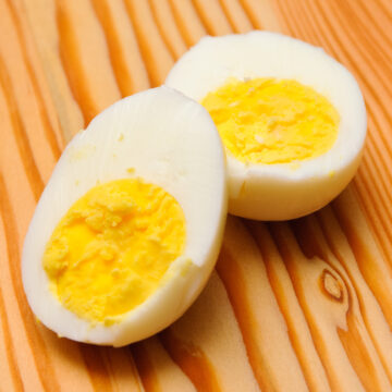 لو كنت تأكل البيض مسلوقًا هذا ما سيحدث لجسمك بعد 5 أيام وفق أحدث الدراسات