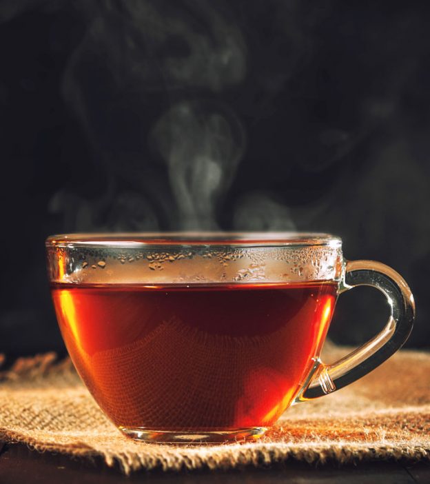 دراسة حديثة تحذر من شرب الشاي يوميًا هذا ما سيحدث لجسمك إذا شربته بتلك الطريقة