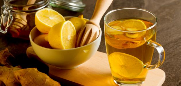 فوائد الماء الدافئ مع الليمون على الريق ستجعلكم تشربونه صباحاً وقبل أي شي