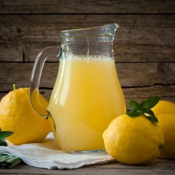 فوائد عصير الليمون المذهلة: تناول كوب كل يوم وشاهد ما سيحدث لجسمك بعد 7 أيام وفق أحدث الدراسات