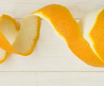 قشر البرتقال للعناية بالبشرة والتخلص من الاسمرار استفيدي من تواجده اليوم