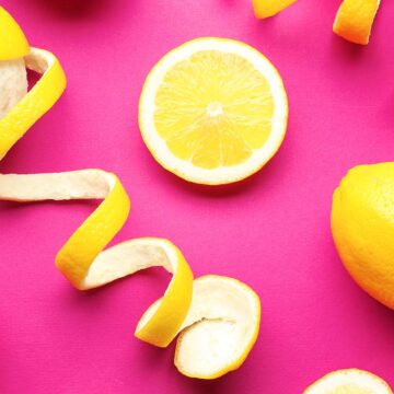 الكنز المهمل في مطبخك.. فوائد قشر الليمون للصحة والبشرة ستجعلك لا ترميه بعد اليوم