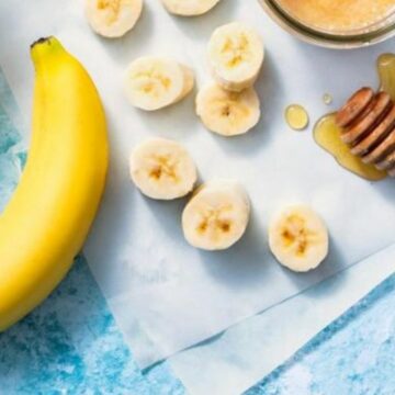 ماسك الموز للبشرة وتعرفي على أبرز 3 وصفات مذهلة لإزالة التجاعيد وتفتيح اللون والتخلص من البثور