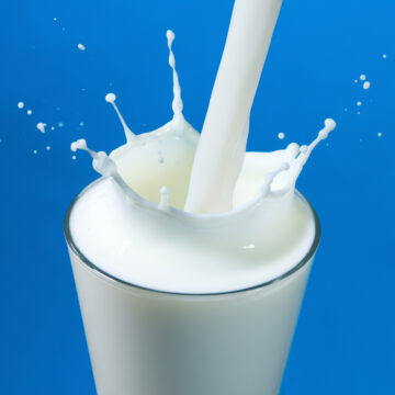 فوائد اللبن الحليب التي أثبتها العلم للكبار قبل الأطفال ستدهشك