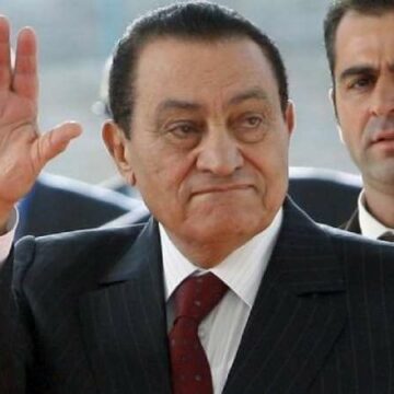 وفاة محمد حسني مبارك الرئيس الأسبق عن عمر يناهز 92 عام بعد صراع مع المرض