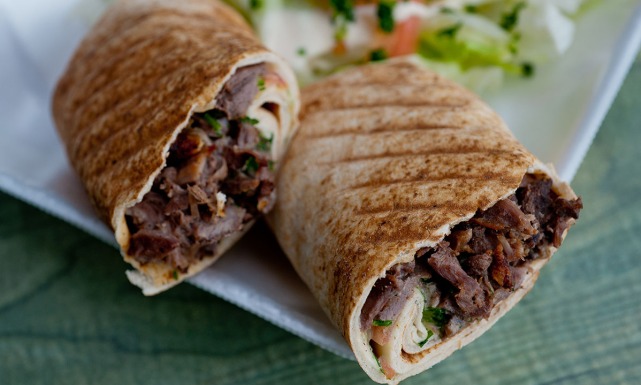 طريقة عمل شاورما اللحم في المنزل على الطريقة المصرية مثل المطاعم تماماً بالخطوات