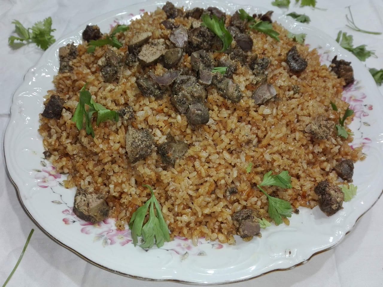 طريقة تحضير أرز الكبسة الخليجي الإقتصادية بالكبد والقوانص، وطعم ولا أروع