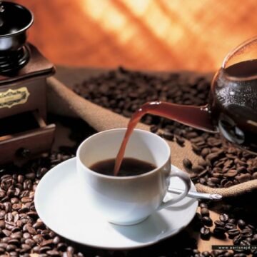 فوائد واضرار القهوة أكثر 5 أشياء تجعلك تتناول القهوة يومياً ولكن بعدل طبيعي في المنزل
