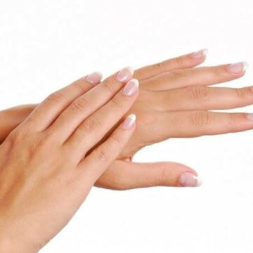 للحصول على بشرة ناعمة ماسك الحليب لتنعيم اليدين الحل السهل والمضمون للتخلص من جفاف الجلد