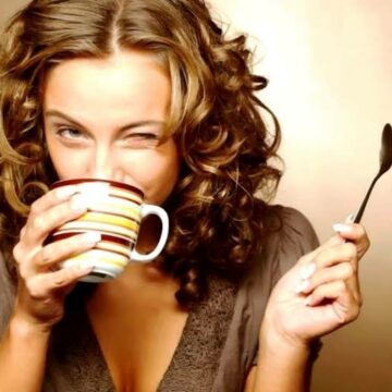 دراسة حديثة تكشف ما سيحدث لجسمك عند التوقف عن شرب القهوة احترس ولا تقم بذلك أبدًا
