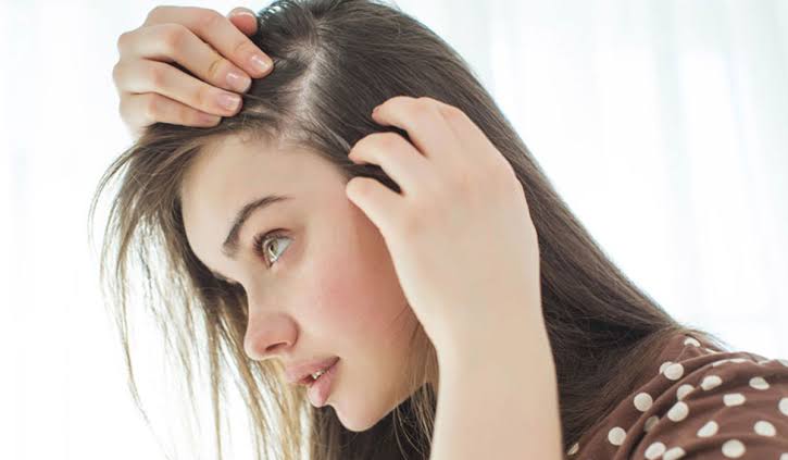 وصفات علاج تساقط الشعر بخطوات سهلة بالمنزل مهما كان شعرك خفيف سيصبح كثيف وقوي كالهنديات
