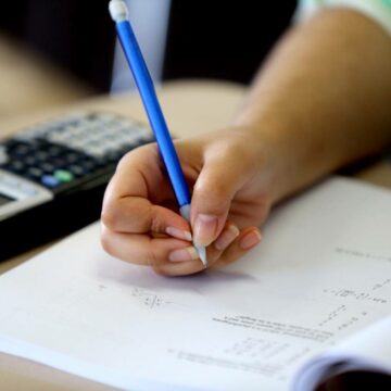 جدول امتحانات الثانوية العامة 2020 عبر موقع وزارة التربية والتعليم للقسمين العلمي والأدبي