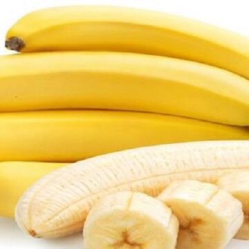 تخزين الموز في الفريزر بثلاث طرق دون تغيير لونه للأسود لمدة 6 شهور لعصير رمضان والصيف