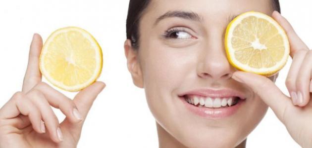 وصفات الليمون لتفتيح البشرة الدهنية وتخليصها من الاسمرار والبقع الناتجة عن حب الشباب
