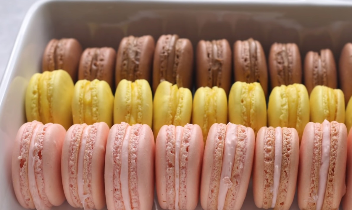 ماكرون فرنسي أسهل وأسرع حلوى يمكن أن تقدميها لأسرتك ومناسب لمتبعي الكيتو دايت