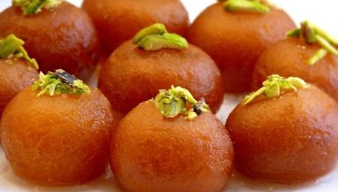 طريقة عمل حلويات هندية مشهورة بمكونات سهلة وبسيطة وعلى قد الايد