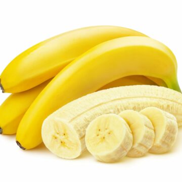 تحذير الأطباء من فاكهة يمنع تناولها مع الموز فإنها تسبب الكثير من الأمراض توقف عنها فورا