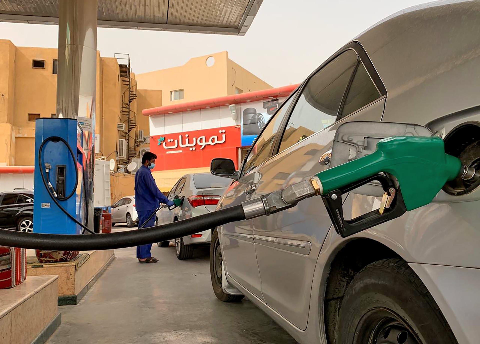 تعلن ارامكو سعر البنزين داخل السعودية بعد الارتفاع لشهر مارس 2023