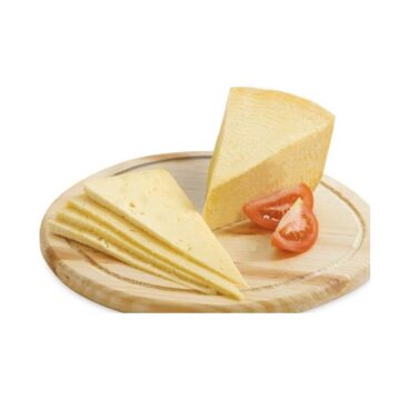 طريقة عمل الجبنة الرومي في المنزل بمكونات غير مكلفة
