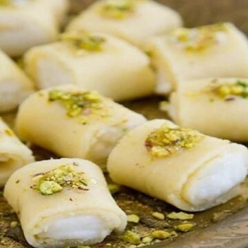 طريقة عمل حلاوة الجبن السورية بالفستق لمائدة فطور رمضان