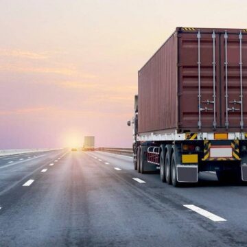 موعد بدء تطبيق الوثيقة الالكترونية للشاحنات الاجنبية القادمة إلى المملكة