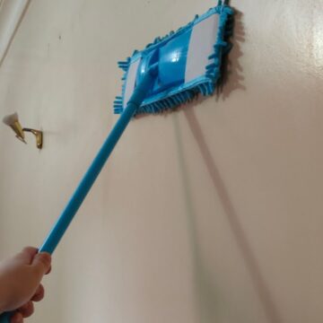 بمسحة واحدة طريقة تنظيف الحوائط والجدران وإزالة الشخابيط والبقع الصعبة بمكون فعال