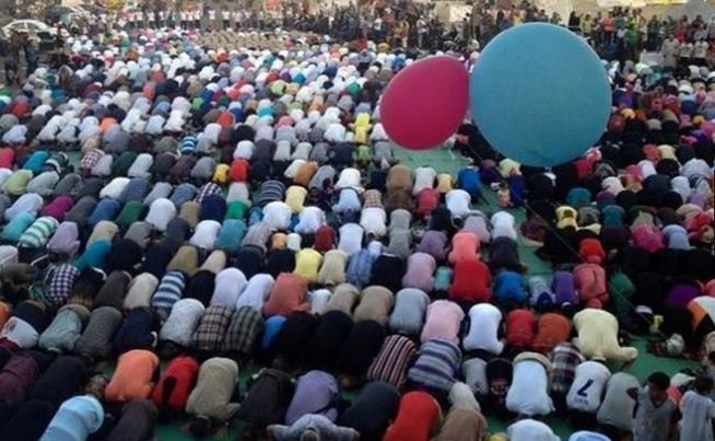 موعد صلاة عيد الفطر في الشارقة 2023 في المساجد والساحات الرياضية