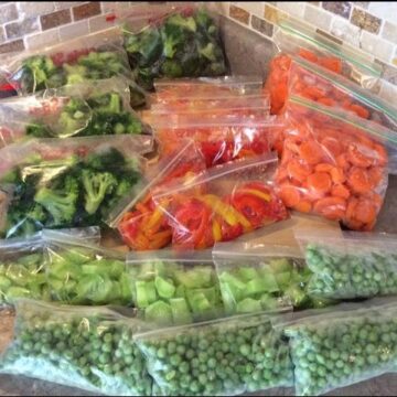 طريقة تخزين وتفريز جميع الخضروات والفاكهة بكل سهولة فى الفريزر لاكثر من سنة ونصف