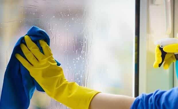 طريقة سهلة لتنظيف الأبواب والنوافذ الألوميتال بدون فكها مع دخول عيد الأضحى المبارك