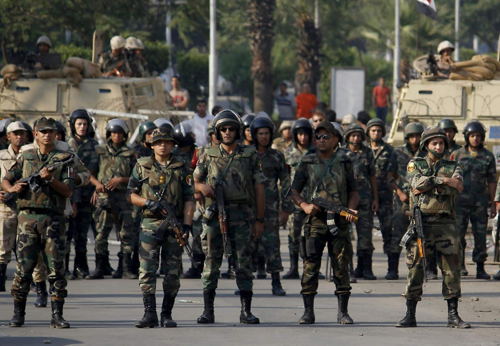 رسوم تسوية تجنيد المصريين بالخارج 2023 في الجيش المصري بالدولار الأمريكي واليورو الأوروربي