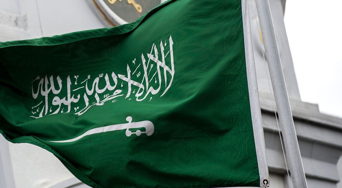 الفئات المستحقة الحصول على الإقامة الدائمة في السعودية وشروط الحصول عليها